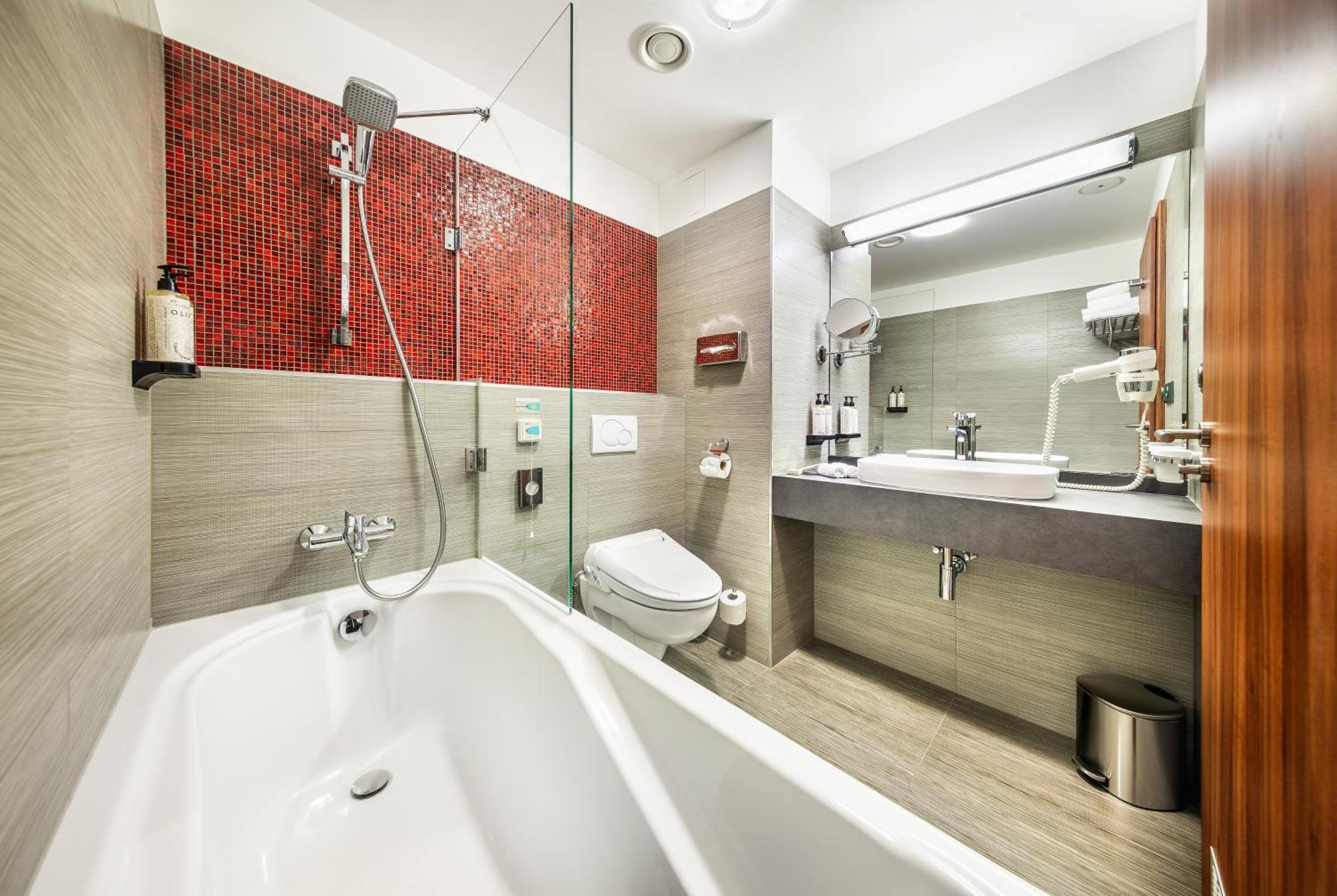 Wellness Hotel Diamant Hluboká nad Vltavou Eksteriør bilde