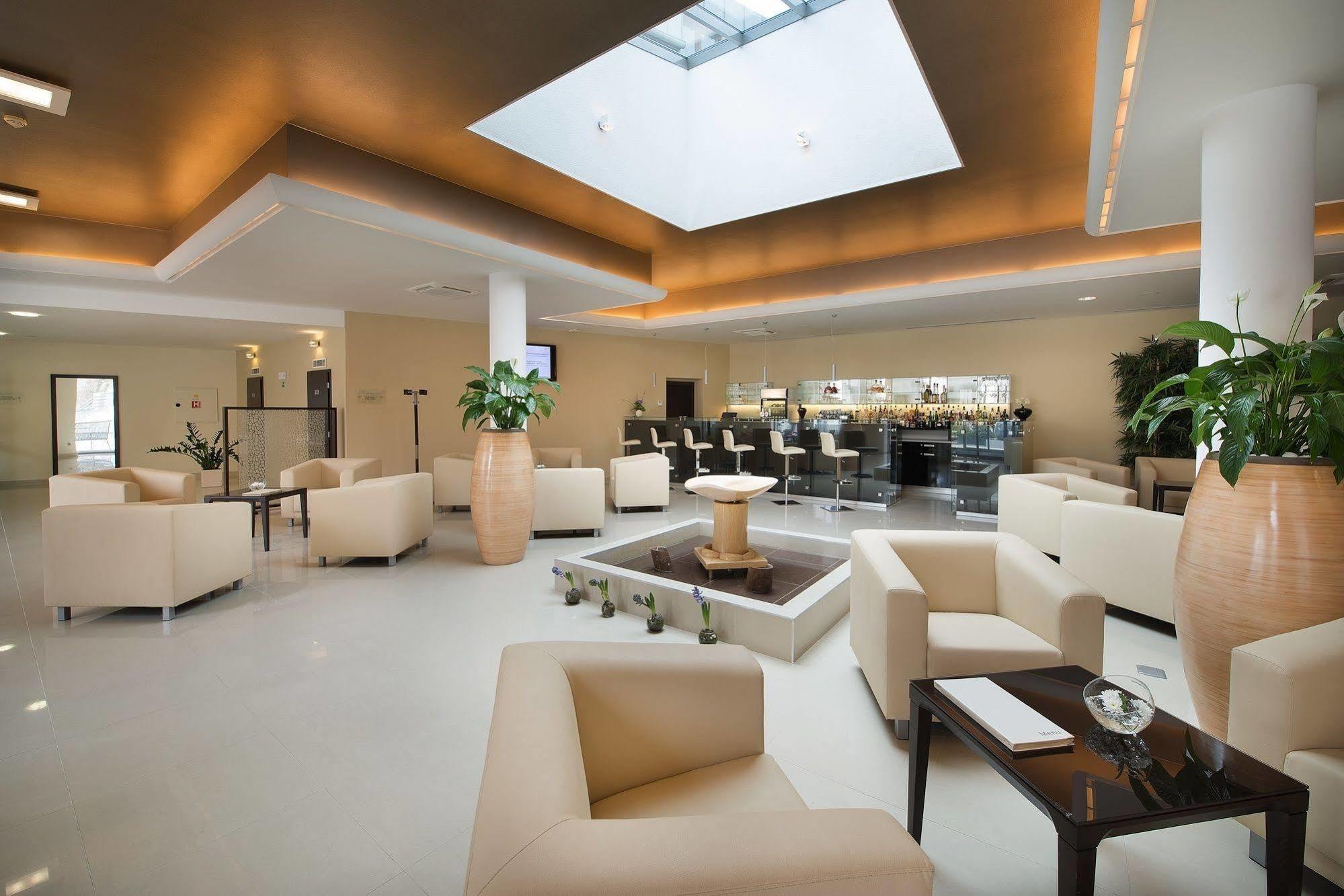 Wellness Hotel Diamant Hluboká nad Vltavou Eksteriør bilde