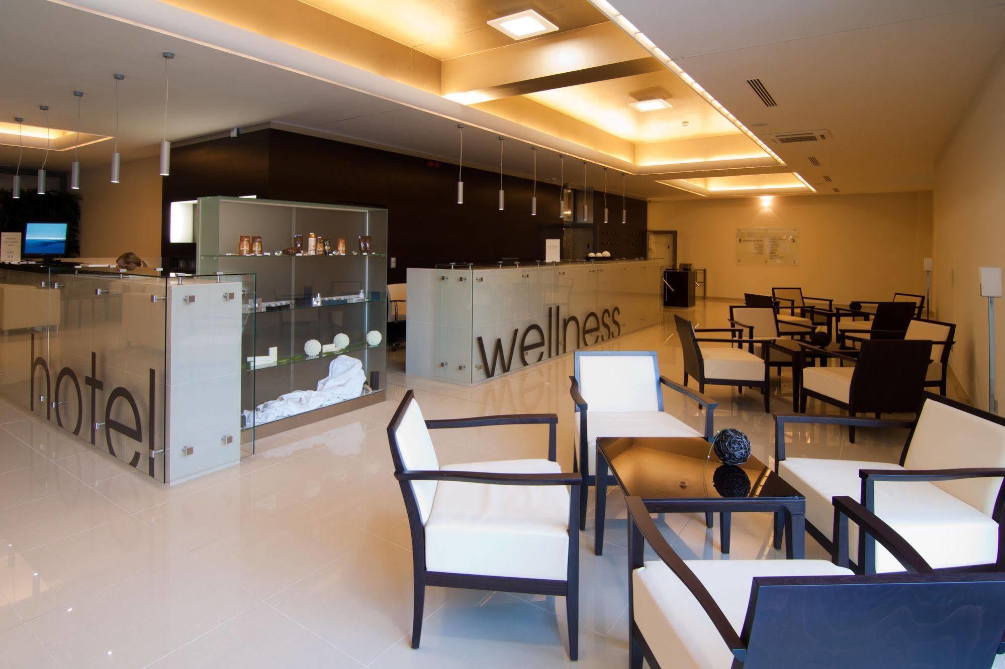 Wellness Hotel Diamant Hluboká nad Vltavou Eksteriør bilde